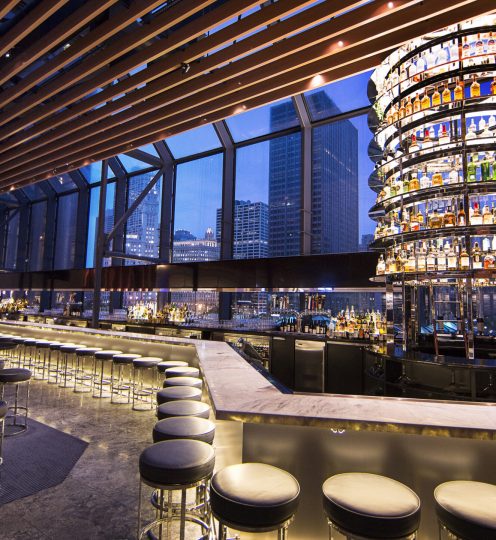 Nestled in the heart of downtown on the Chicago River, enjoy front views of the #NYE2022 #fireworks as you ring in 2022 at <a href="/HyattChicago/">Hyatt Reg Chicago</a>. Toast to the new year in BIG Bar &amp; take in some of the city’s most spectacular views from your guest room. 
Link in bio to book your views.