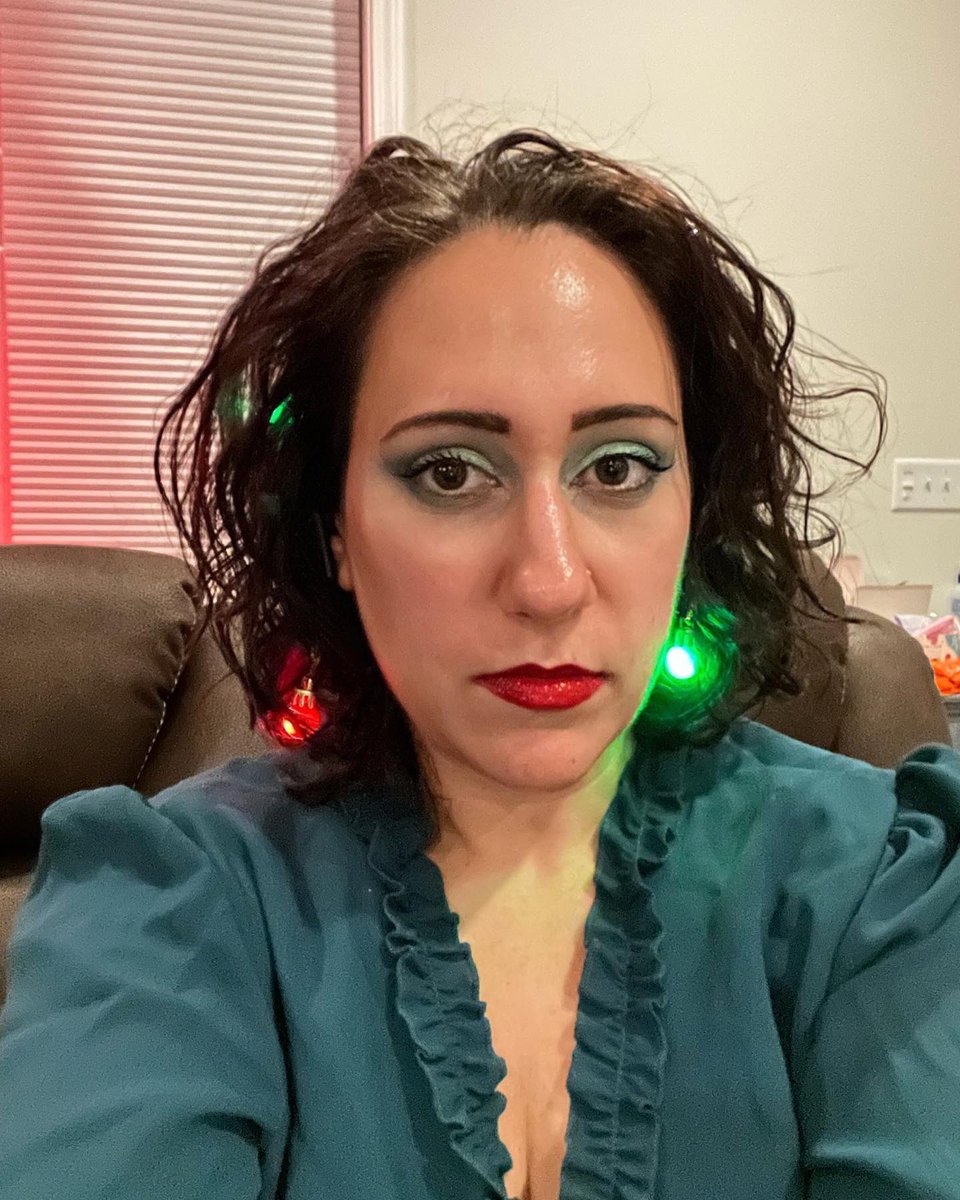 moomoney's tweet photo. Whatโs your weirdest #Amazon #Christmas purchase? Mine is definitely these blinking #beardaments lights I put in my hair. https://t.co/GZYCUzltUp
