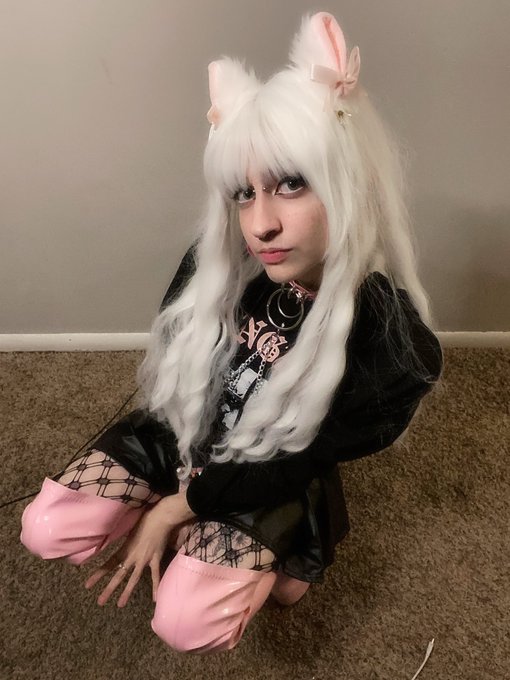 I bet dude bros wouldn&rsquo;t beef so hard w Griffith if he&rsquo;s looking like this 🐱⚔️ https://t.co/7FfESWtY<a href="/tag/cioccolata"class="tags"><span>#cioccolata</span></a>