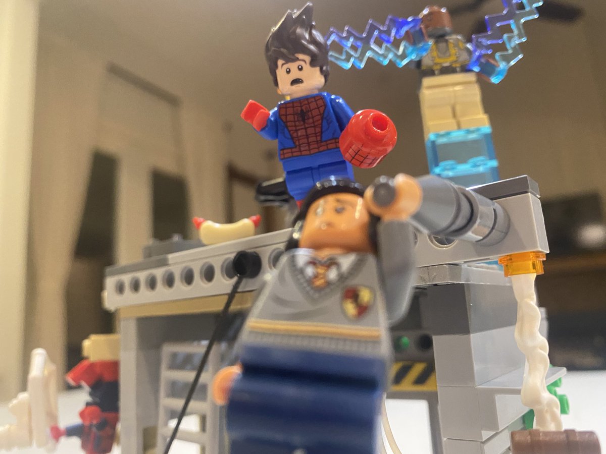 HasBeenJax's tweet photo. @LEGO_Group @SpiderMan @Marvel moc https://t.co/ODG1nbgcG6