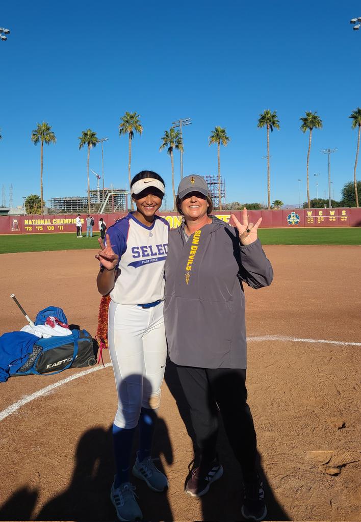 Janelle31Lang's tweet image. I had a great time this weekend @ASUSoftball! I got a lot of great feedback to help me become a better athlete, that I'm excited to incorporate into the game. Thank you to all the coaches and players for the time and amazing experience! @jeffharger @Trisha_Ford
@SelectFP06