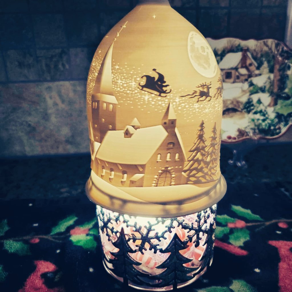 Mookvonavich's tweet image. Christmas bell candy dish
#Snapmaking #SnapmakerWonderland @snapmakerinc @snapmaker