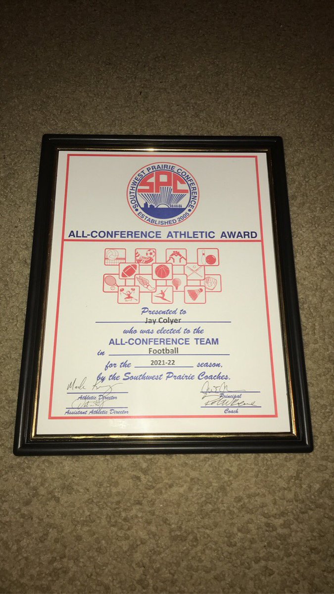 jaycolyer79's tweet photo. Little late but still very blessed for the opportunity this season to achieve this reward. All Conference!! couldn’t have asked for more along with @CoachKeanePHS and the Family i had with me🙏🏾❤️
@EDGYTIM @CoachBigPete @gomab_3 @FISTFootball @PrepRedzoneIL @OliverJamesWes1 https://t.co/VccBOmv3Ky