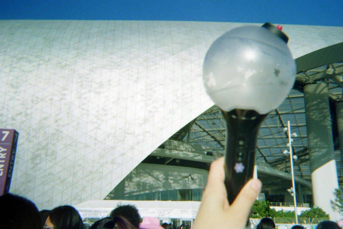 peachykook's tweet photo. ptd on film 🧡 https://t.co/WyLhBTpd1n