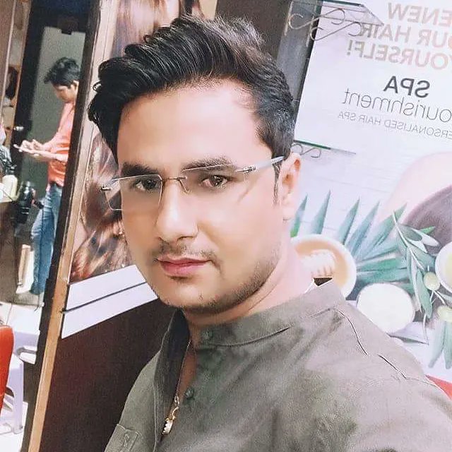 Ambrish1789's tweet photo. #NewProfilePic https://t.co/8x4HwIt6wD