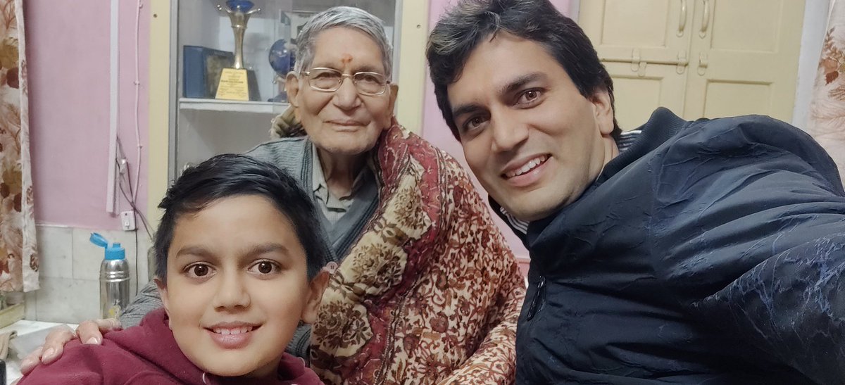 rockme31's tweet photo. Single frame 4 Generations ...
My Son #Aadish
Myself #Anupam
My Grand Father #ShMahendrakJain
Our Grand Parents is our #PRIDE, Our #Mentors , Our #Motivators , Our #Strength , Our #protectors
In return what they want is a bit of our time, Love and Respect . https://t.co/he8cKlsdrU