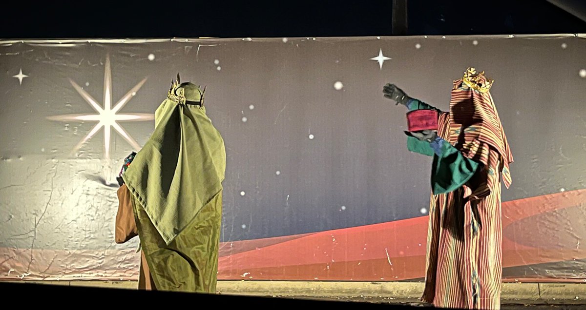 TrishaGrantham5's tweet photo. The Living Christmas Story at First Baptist Church of Wentzville. They did an amazing job telling the story of the Birth of Jesus♥️ #blessed #jesusisthereasonfortheseason #awayinamanger #3wisemen #angelsonhigh #cross @ag_stl https://t.co/C8uB0fT6HH