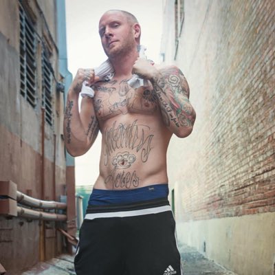 Rhett Vandal’s pics and videos