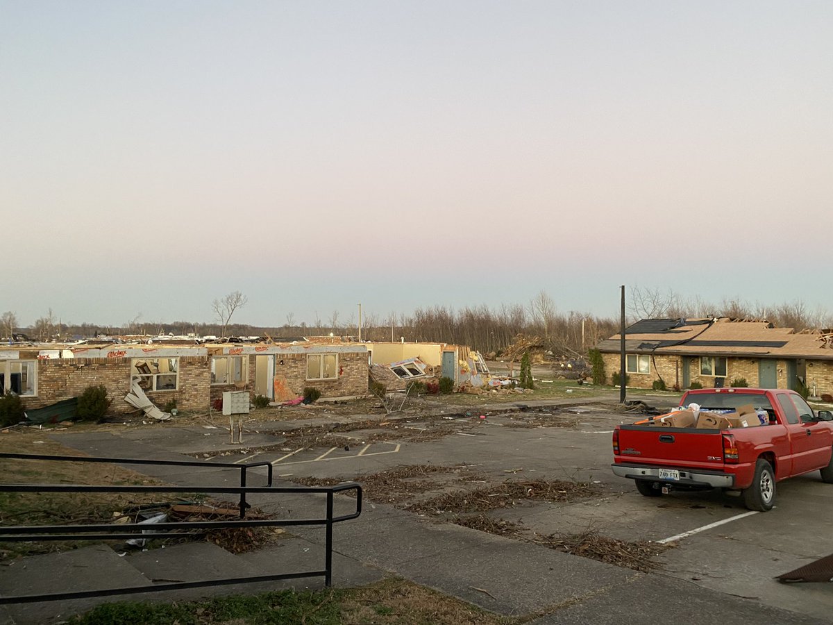 Tbird_725's tweet photo. Went to Mayfield today to help a older lady move her belongings.  Very very sad. 😢  #MayfieldStrong https://t.co/3qpTnXiorQ