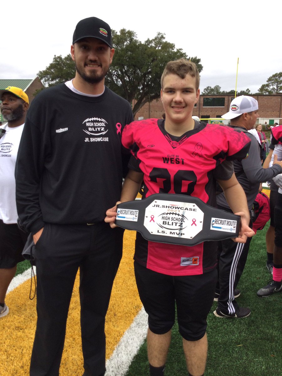 BraedenCovan's tweet photo. It was an honor to play on the @HighSchoolBlitz #JSB23 west team today at McKissick Stadium in Summerville. Thanks @boulder913 for organizing the event, @mrs_vfrierson for her hospitality/cooking (has a servant’s heart), and to @CoachQuinn19 for his exceptional coaching. #WestDub https://t.co/b12agqR2sX