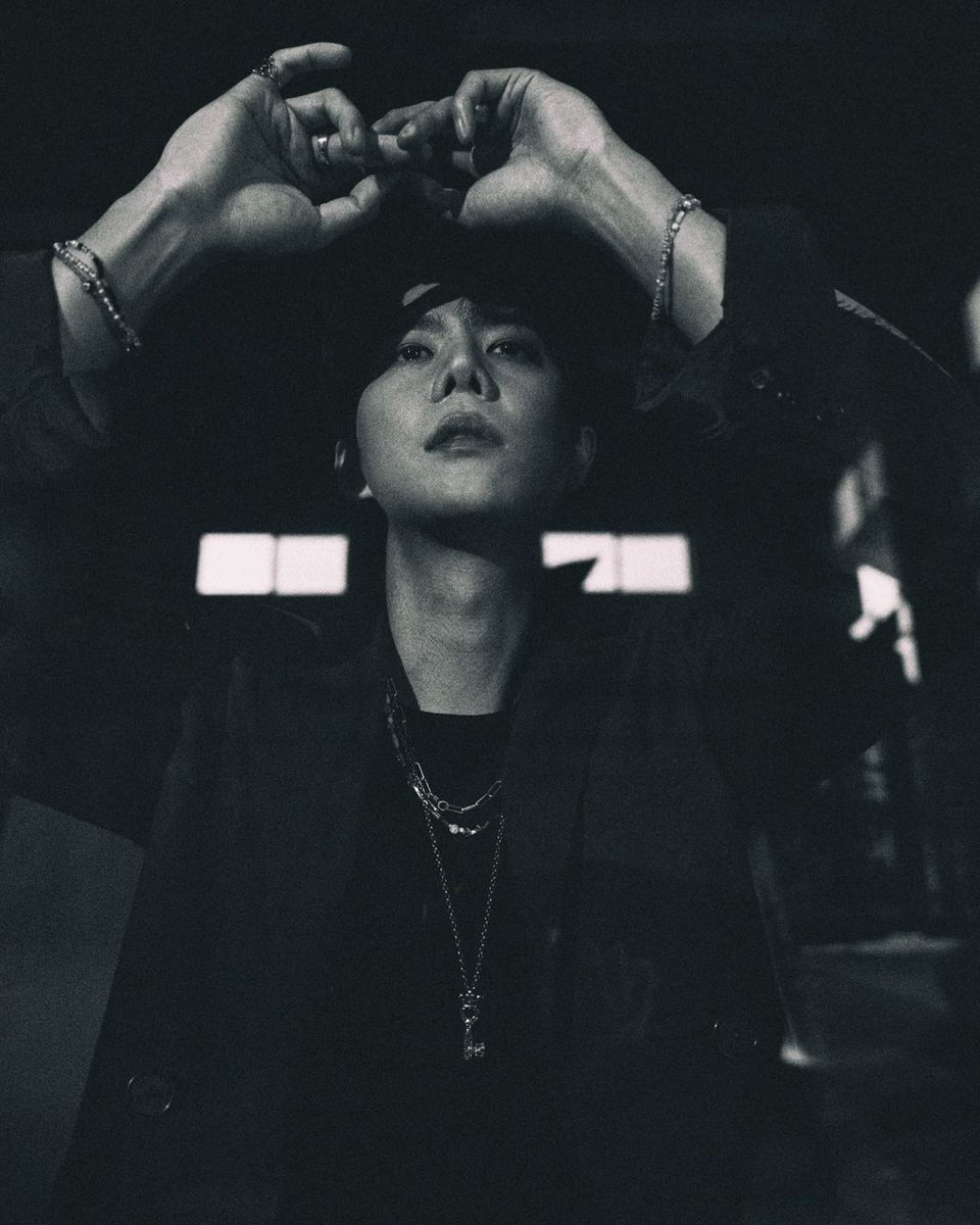 💛~[ 📱 INSTAGRAM KYU JONG SESIÓN DE  FOTOS 💛❤

Hermoso 😍

✅ Creditos IG : 
dc_izakaya : 
 jdream_kyujong 
 fantrie_official 
Photo by I.G
dc_izakaya 
kmminseok_ 

✅ PERFIL CREDITOS  instagram.com/dc_izakaya?utm…

#화보사진 #화보촬영 #화보 #김규종 #fantrie #촬영문의