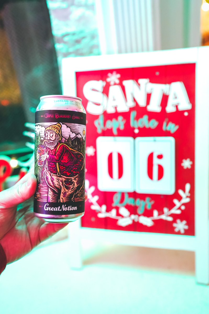 hoplightsocial's tweet photo. Leave the extra baking to the professionals. We’re celebrating Santa comin’ to town in 6 days with @GreatNotionPDX Triple Blueberry Shake. 🫐 This fruited sour ale is top notch. 👏 #12DaysofChristmasBeers
#craftbeer #indiebeer #orbeer #portland #sourbeer #hoplightsocial https://t.co/TgOUxlxo9n