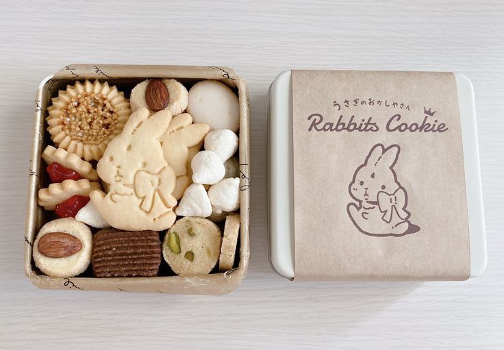 yellowpasteI's tweet image. ㅤㅤ
ㅤㅤ ㅤㅤ
Welcome to new home, Babies! Kenalkan namaku Daisy, dari Hufflepuff. Mari saling bertegur sapa di koridor dan saling membantu juga ke depannya. Ini kukis kelinci untuk kalian, semoga suka. 🌻
ㅤㅤ
ㅤㅤ ㅤㅤ