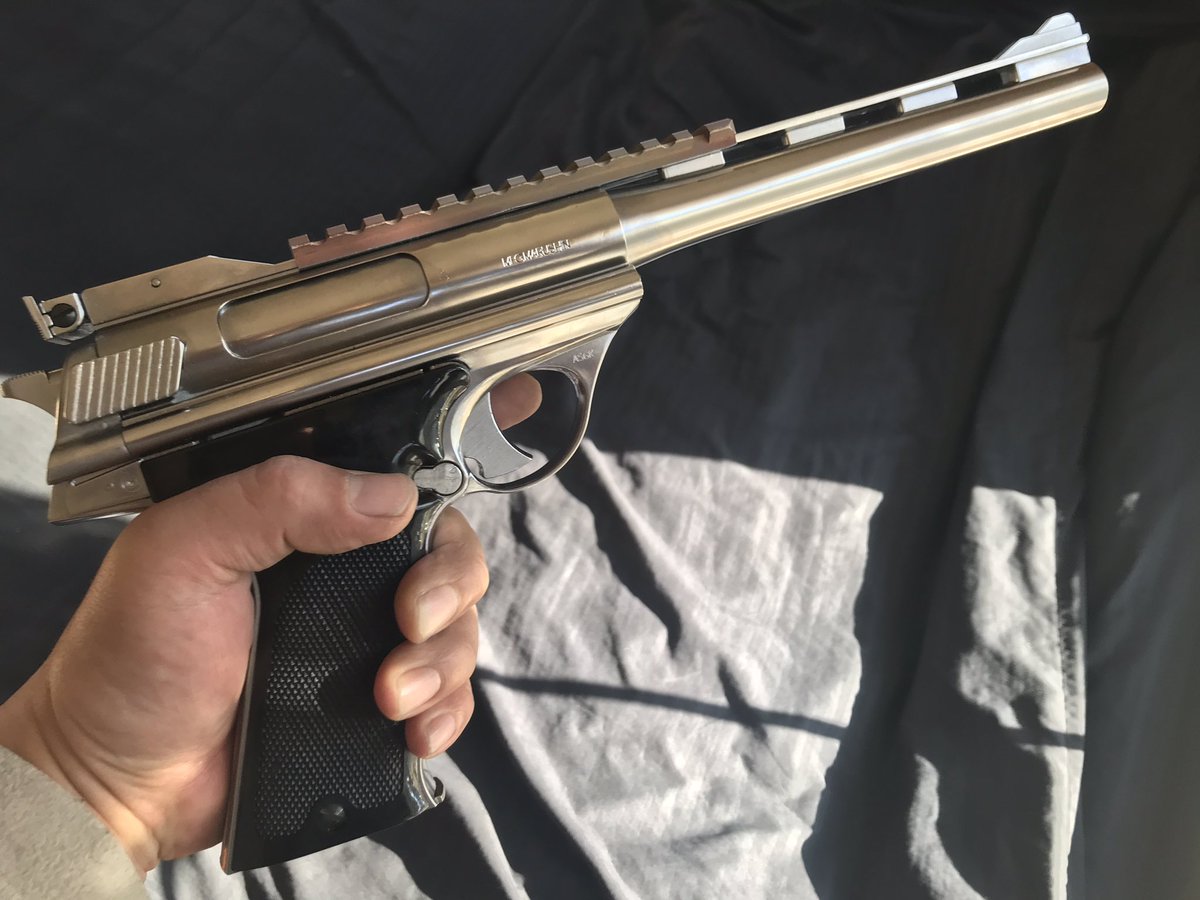 666hp's tweet photo. オートマグ20mmレール試作。
リブにピッタリハマります。
こんなもん、誰に需要があるんだ？
あー、早く色々量産してーなー。試作品ばっかりだよ。。
#マルシン #automag #クリント1
#airsoft #サバゲー https://t.co/VRlrTwRXD0