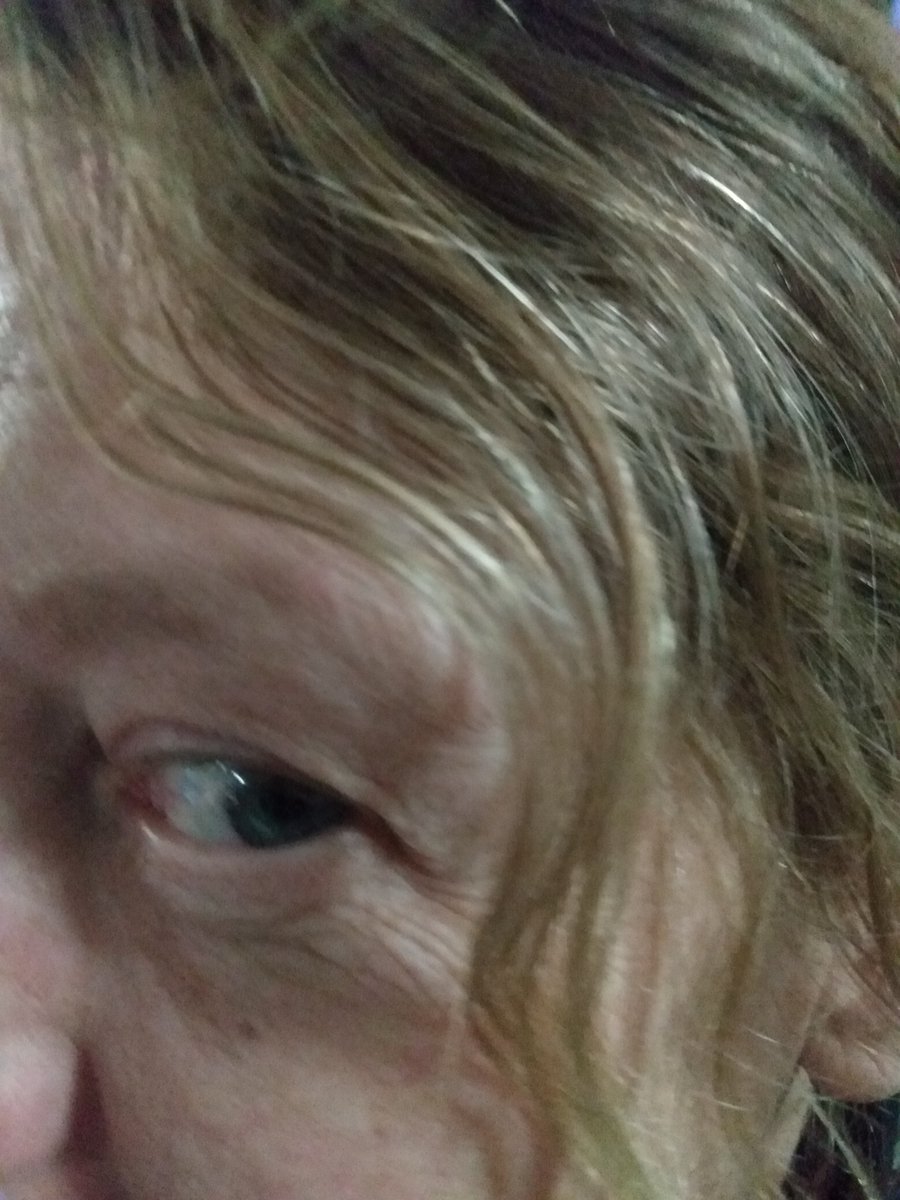 mxzombie's tweet image. Love her swampy blue eyes