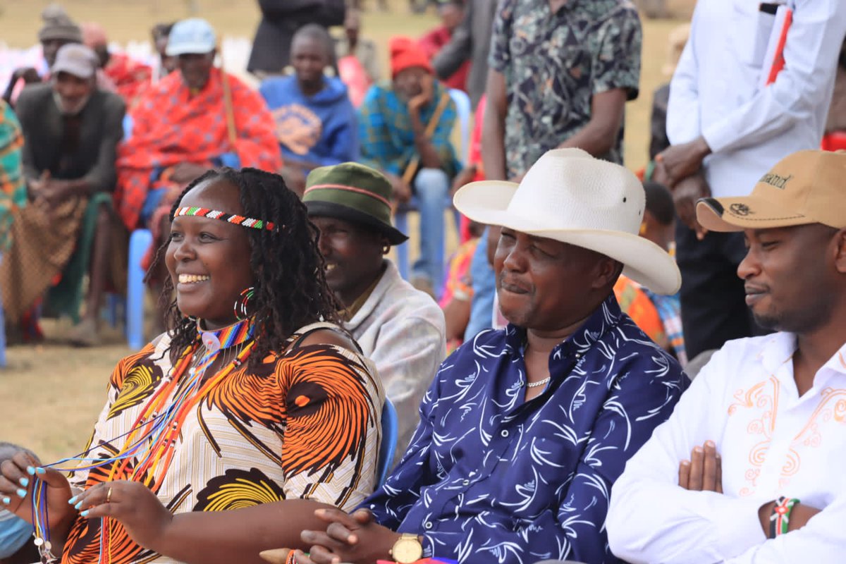 Cometogether_Wi's tweet photo. Christmas came early for Samburu Widows. It was a great time sharing knowledge about  @UwezoFund @WEF_kenya @AFGMBoard @MissionsManna. God bless all those who Made this great event successful 🙏. Thank you Hon Loloju for #MakingWidowsMatter and #LeavingNoOneBehind https://t.co/9YVBm9Xu2m