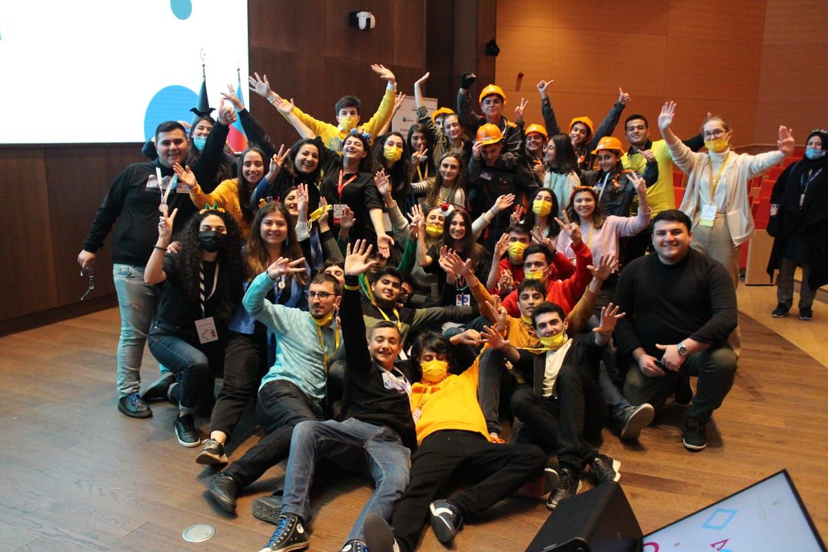 babayev_agababa's tweet image. FLL 2021

Kameramdan ənparlaq fotolar...

#FLL #fll2021 #fllazerbaijan