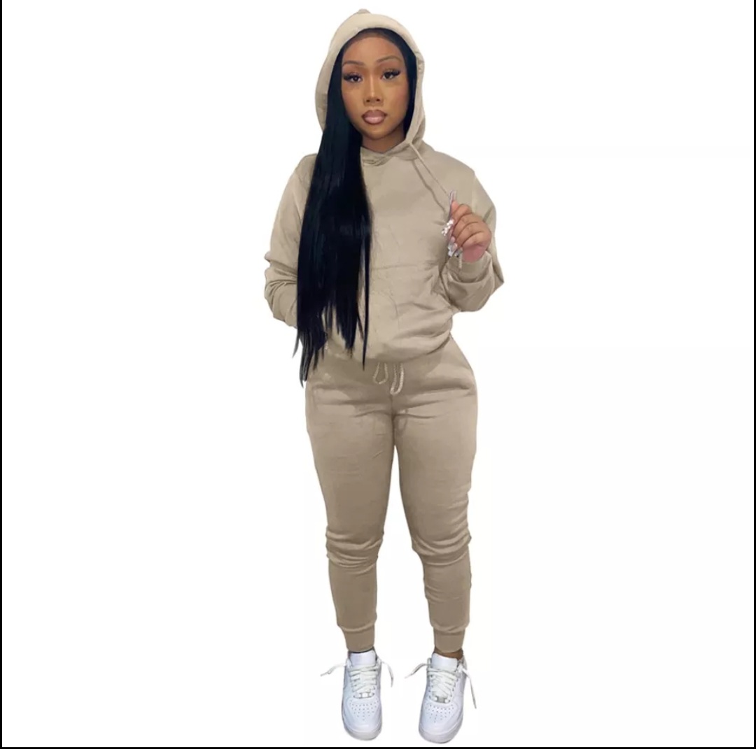 iceddvodkaa's tweet photo. Come Shop with me‼️🤍
https://t.co/ZbE4sG5XKI 
@liahsic
#blackownedbusiness #BlackOwned #Christmasgifts #plussizefashion #PLUSWORLD #boutique #BlackTwitter https://t.co/pt9KlHZbfY