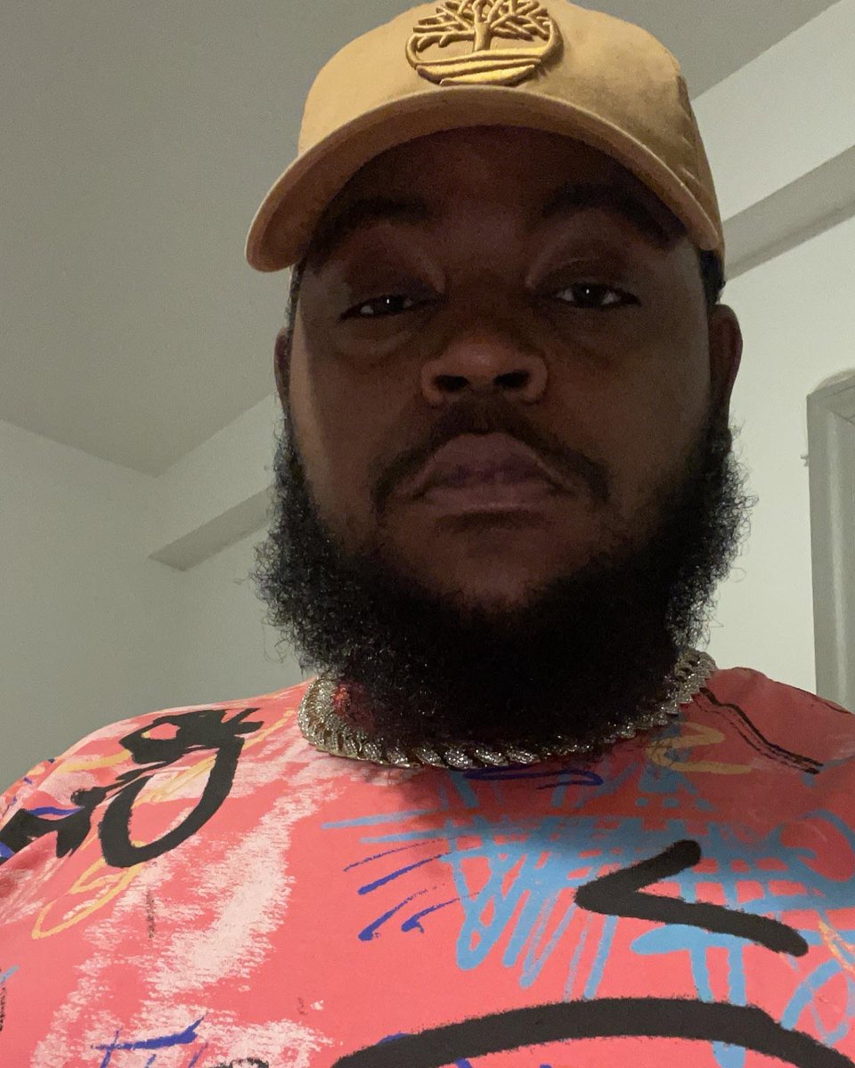 kiingmost's tweet photo. Issa SWIPE ……. This Album Bout To Drop I Can Tell By The Shirt I’m Wearing That #YOUKNOWMYBODY #Album on my back #Mostorious up #Now and #Next https://t.co/fwPXXOxhoX