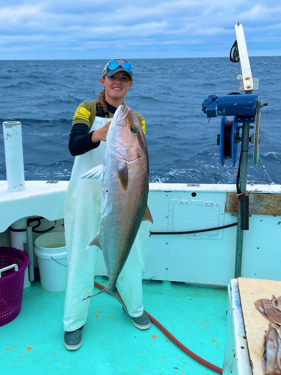 KaylieVanderWeg's tweet photo. I asked him to put us on some big ones…and he delivered #reefdonkey
#FamilyTraditionCharters https://t.co/wo7Y1OB0tP