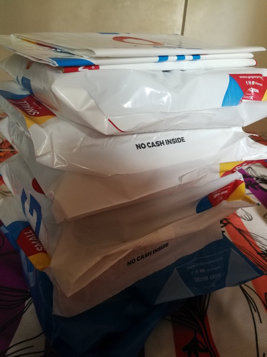 KpopIntShop's tweet photo. #kpopIntShop_updates
Ready to pick up today lahat ng mga parcels n ito https://t.co/511urb2eif