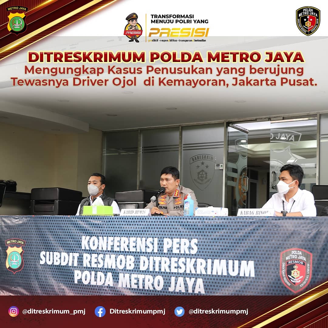 6_ranmor's tweet photo. Polda Metro Jaya berhasil mengungkap kasus penusukan yang berujung tewasnya driver ojol di Kemayoran, Jakarta Pusat. Pelaku berinisial FS telah berhasil ditangkap.
Penangkapan pelaku ini dilakukan oleh Subdit Tahbang / Resmob Polda Metro Jaya di bawah pimpinan AKBP Handik Zusen, https://t.co/LSfX4SJXSf