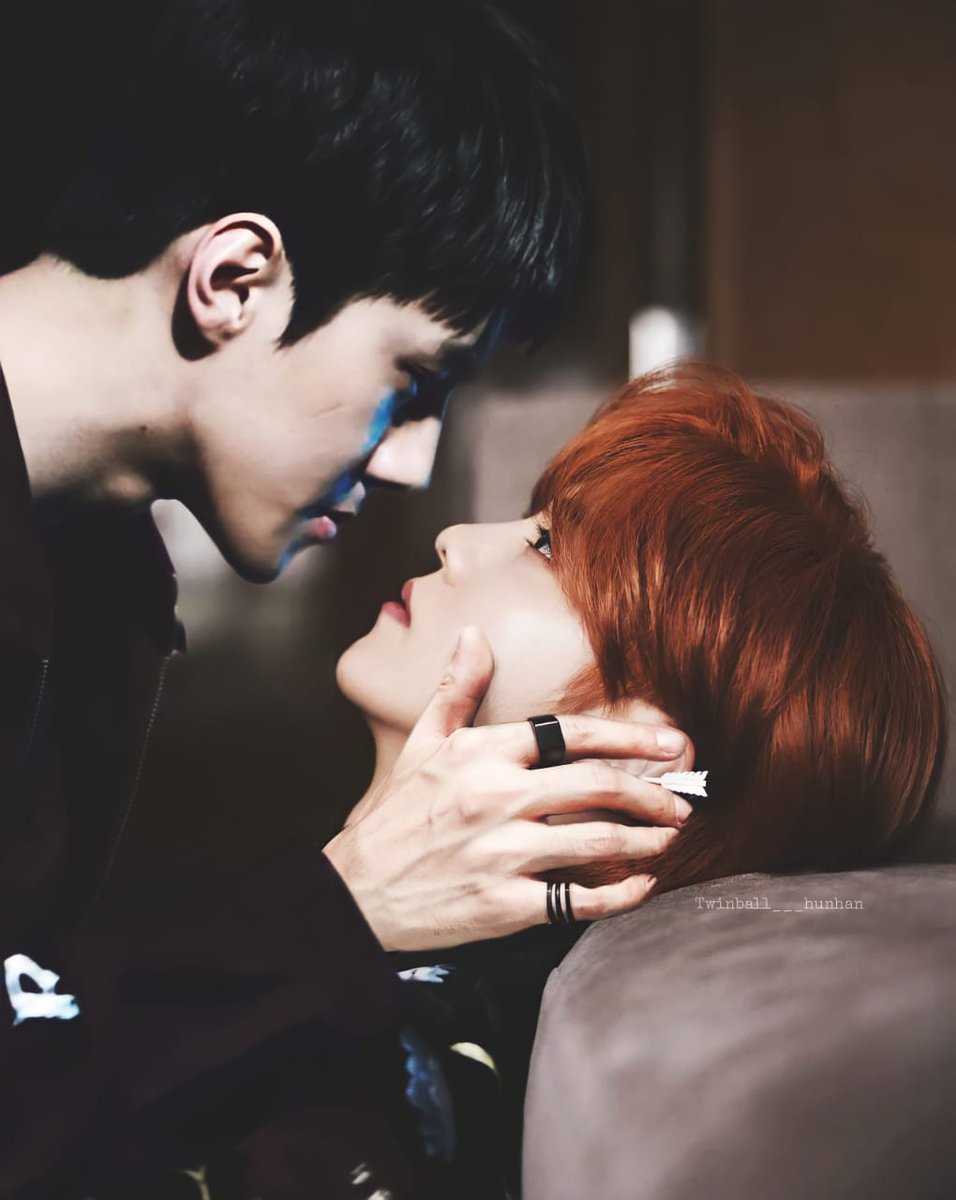 HUNHANLOOKS's tweet photo. #hunhan
#hunhanday
#hunhan1220day https://t.co/ewxoZL0caZ