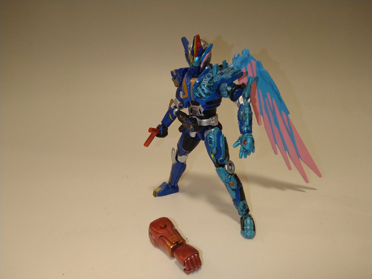 Numeharo_Oribi's tweet photo. #ガンプラ #ガンプラの画像を貼るとRTされると聞いて
HGUC旧ザクの腕改造　グルメスパイザーVer.2.0　完成しました
前回のものからポン！クラッシュ！クラッシュ！パッパッパ！！できるようにグリップを改造しました、グリップの差し替えで装動のような食玩にも対応できます
うまそぉ〜〜〜ー！！！ https://t.co/lfPCZFYe6G