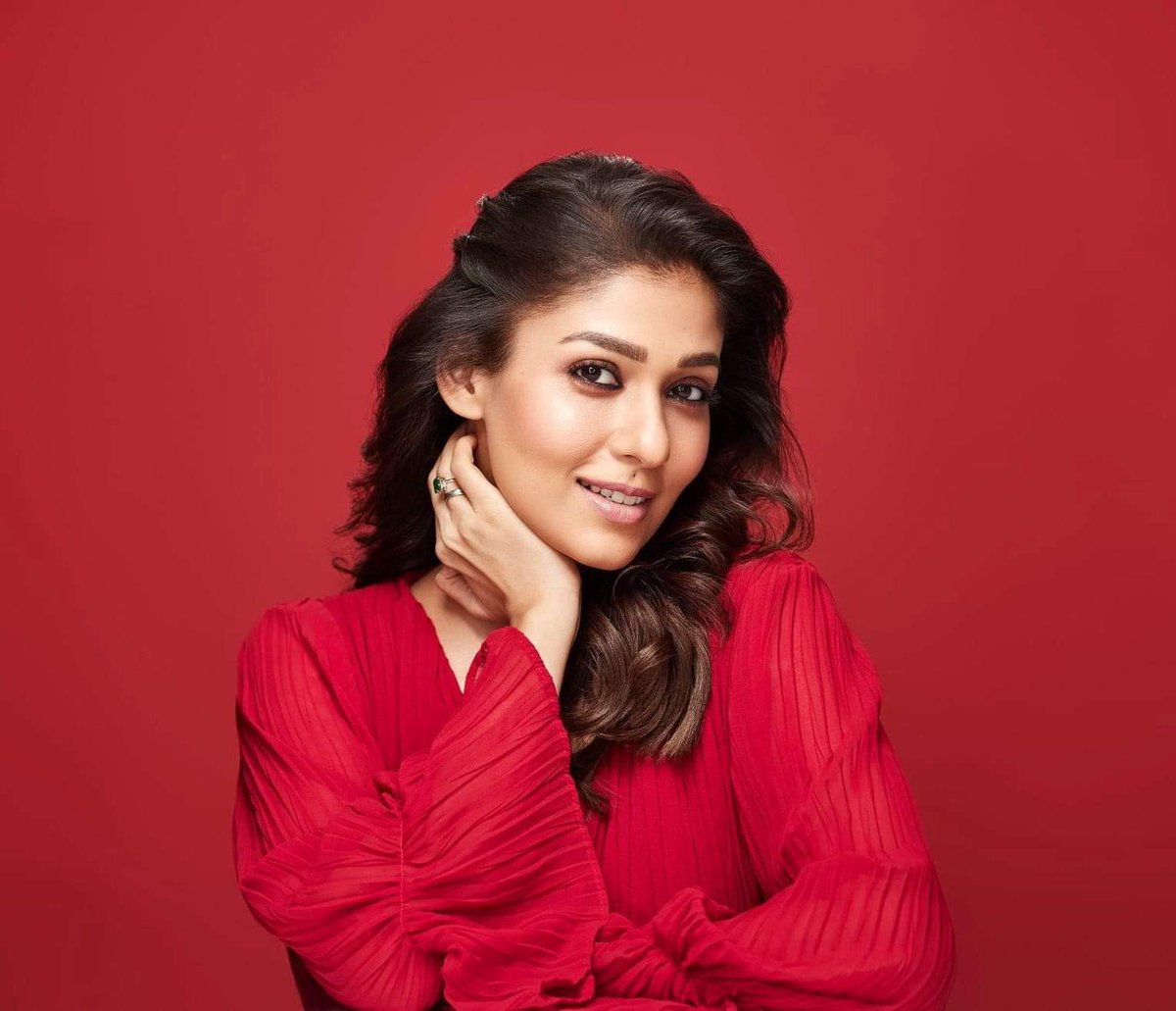 Team_Nayanthara's tweet photo. @RVCJ_FB One and Only #Ladysuperstar #Nayanthara ❤🔥 https://t.co/tvutFXIQfw