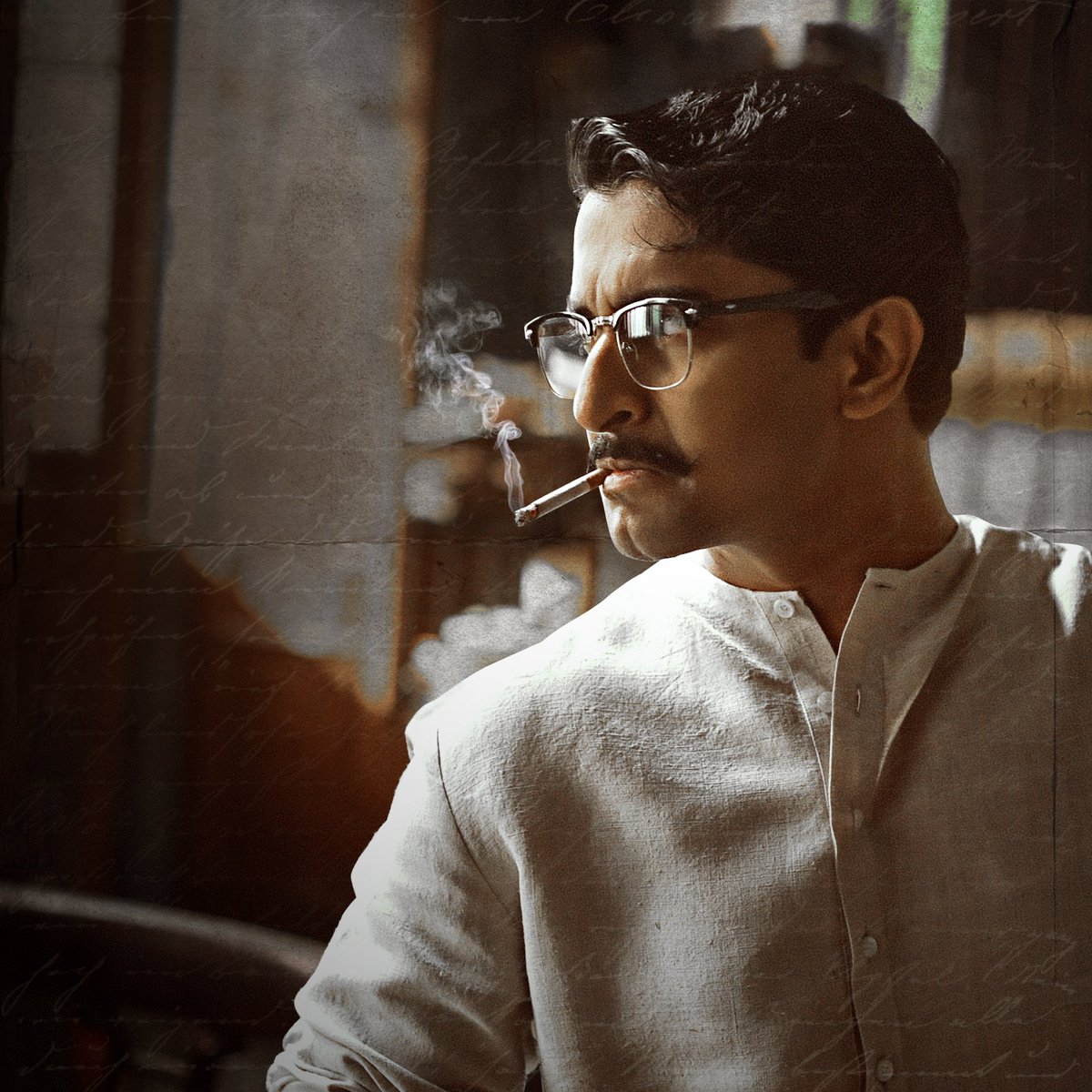 NiharikaEnt's tweet photo. Here are few HQ WWM Stills 📸 from #ShyamSinghaRoy 🔱

More Stills ► https://t.co/f7hBqUs7Pu

Releasing in Theatres on DEC 24th 🤘🏻

Natural🌟@NameisNani @Sai_Pallavi92 @IamKrithiShetty @MickeyJMeyer @Rahul_Sankrityn @vboyanapalli @NiharikaEnt @saregamasouth 

#SSRonDEC24th 🔥 https://t.co/7G3fCCqCiO