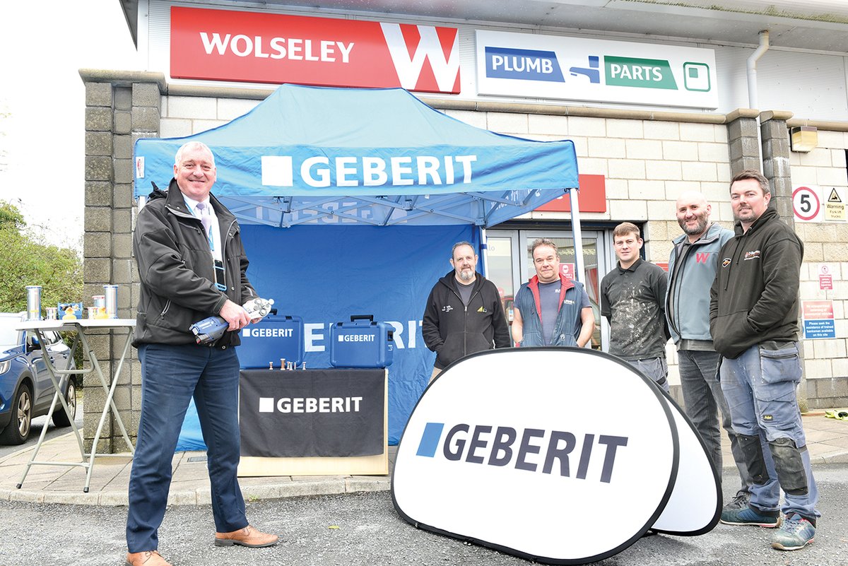 plumbingmag's tweet photo. @GeberitUK wows installers across Ireland with their Mapress Pressfit System!
Hear what Lucas Vogan had to say about its success 👇
https://t.co/a8LTobD8JZ
#tradeevent #mapress #installers #innovation https://t.co/PMXPpRhI3m