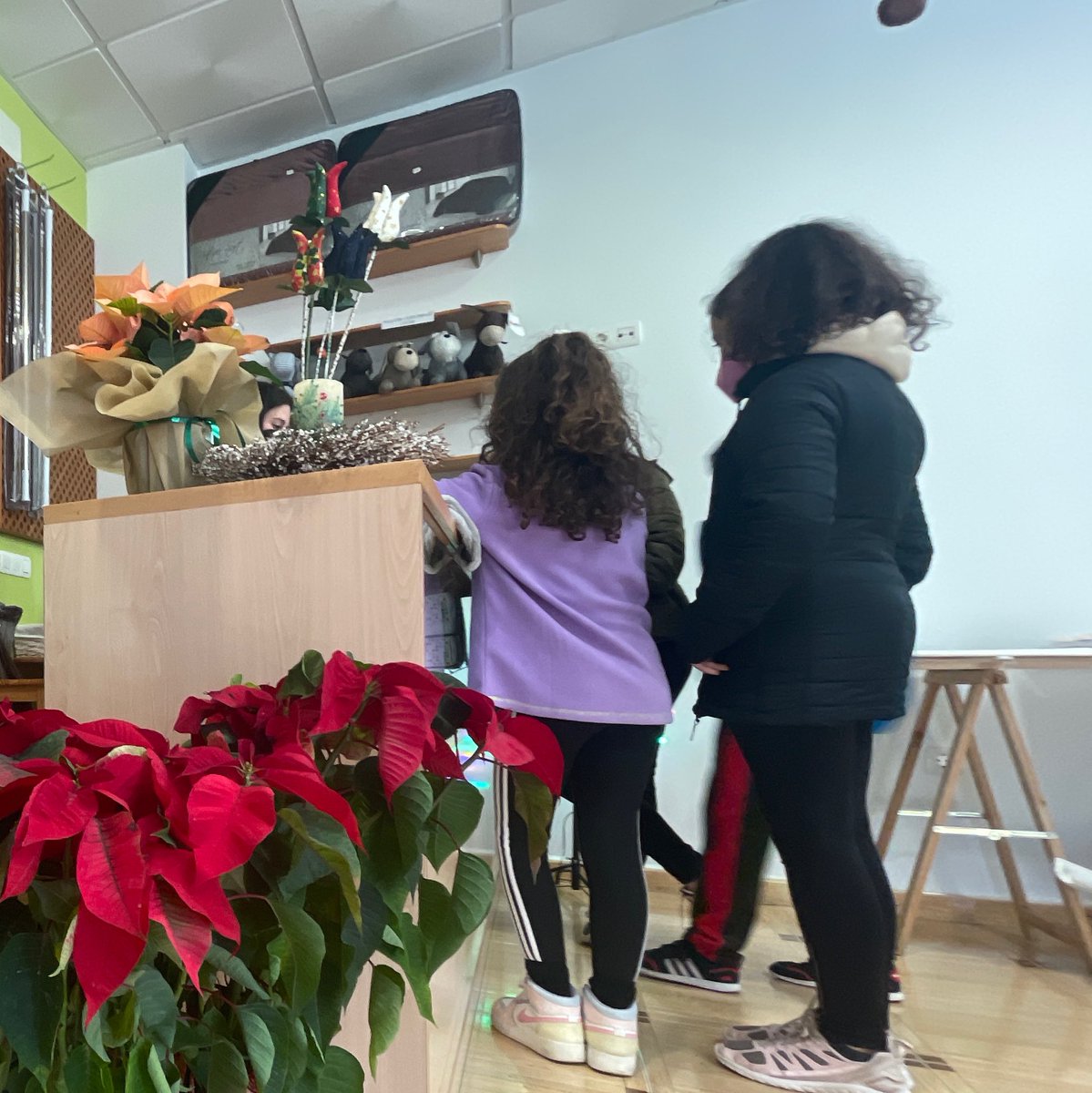 🙋🏼‍♀️ ¡Hola @TwitterEspana!

🆕 Nace en Torrejoncillo “Mi Hogar”, tu tienda para CASA que cubre un servicio muy necesario en nuestro pueblo y comarca.

🧺 Artículos para tu casa
🛏 Sábanas, mantas, colchas, edredones, toallas
🛀 Útiles para baño, salón y cocina

👑 #MiReinoMiHogar