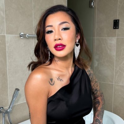 msbbanks's tweet image. #NewProfilePic