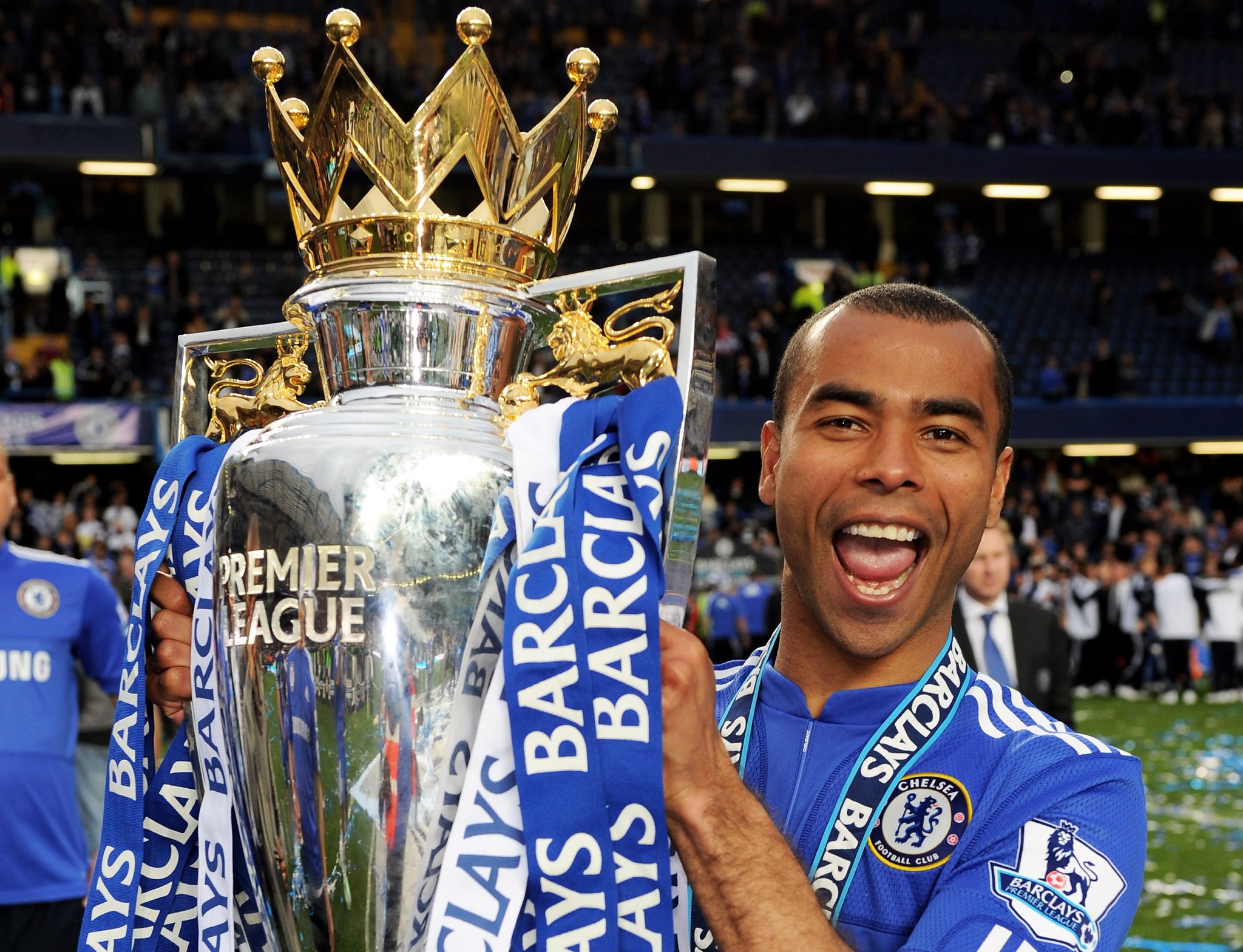 Happy Birthday to Chelsea legend, Ashley Cole! 