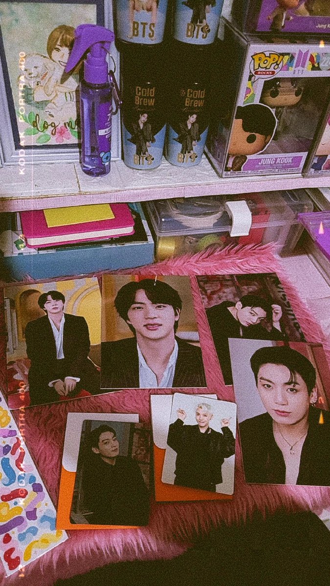 iamycie's tweet photo. Yayyy! Finally got my Jinkook postcard set, and Hopekook mini pcs. Thank you, @MoonBearShopPH for the smooth transaction and for being so accomodating. 'til out next one! ππ
#MBKSPH_FEEDBACKS
#yciebuys https://t.co/bf8rDwBA6L