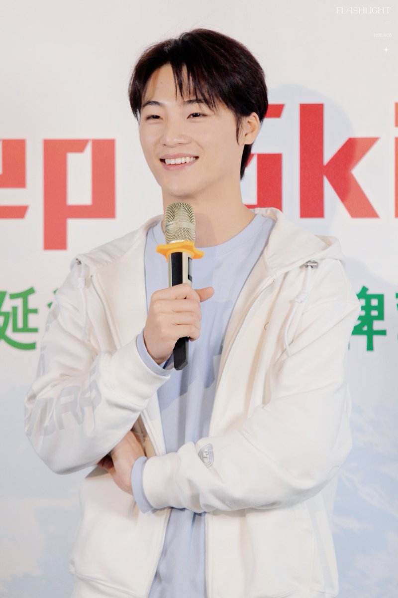 _Flashlight___'s tweet image. #YuGengyin #俞更寅 

2021/12/20

HD 4P
 
@yugengyin_0428