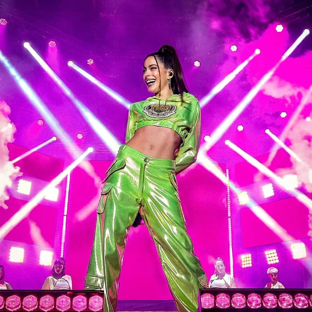 ⠀
               ‘enferma pero siempre aquí.❤️
 ⠀