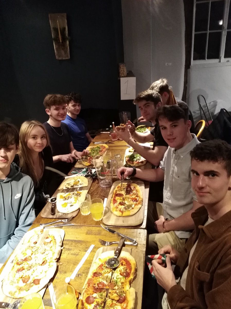 ShiplakeWelsh's tweet photo. The Welsh House Christmas party at Zizzis - plenty of laughs and a bit of magic... #Welshhouse #Shiplakecollege #sackthephotographer https://t.co/2qO9Ct5qMK