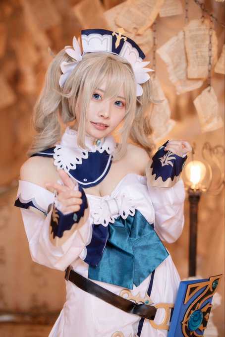 Twitterのコスプレ画像17