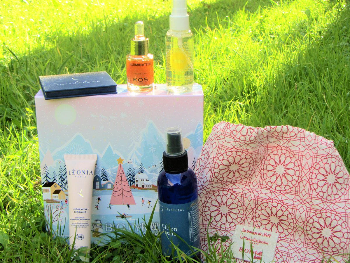 ThCityandBeauty's tweet photo. La Biotyfull Box Décembre 2021 : « L’Exquise de Noël » !🙃😘😘
https://t.co/clErGKfXcI via @ThCityandBeauty #biotyfullbox #beautebio #boxbio #boxbeautebio #greencosmetics #natural #green #bio #skincare #face https://t.co/H3sNedqEDL