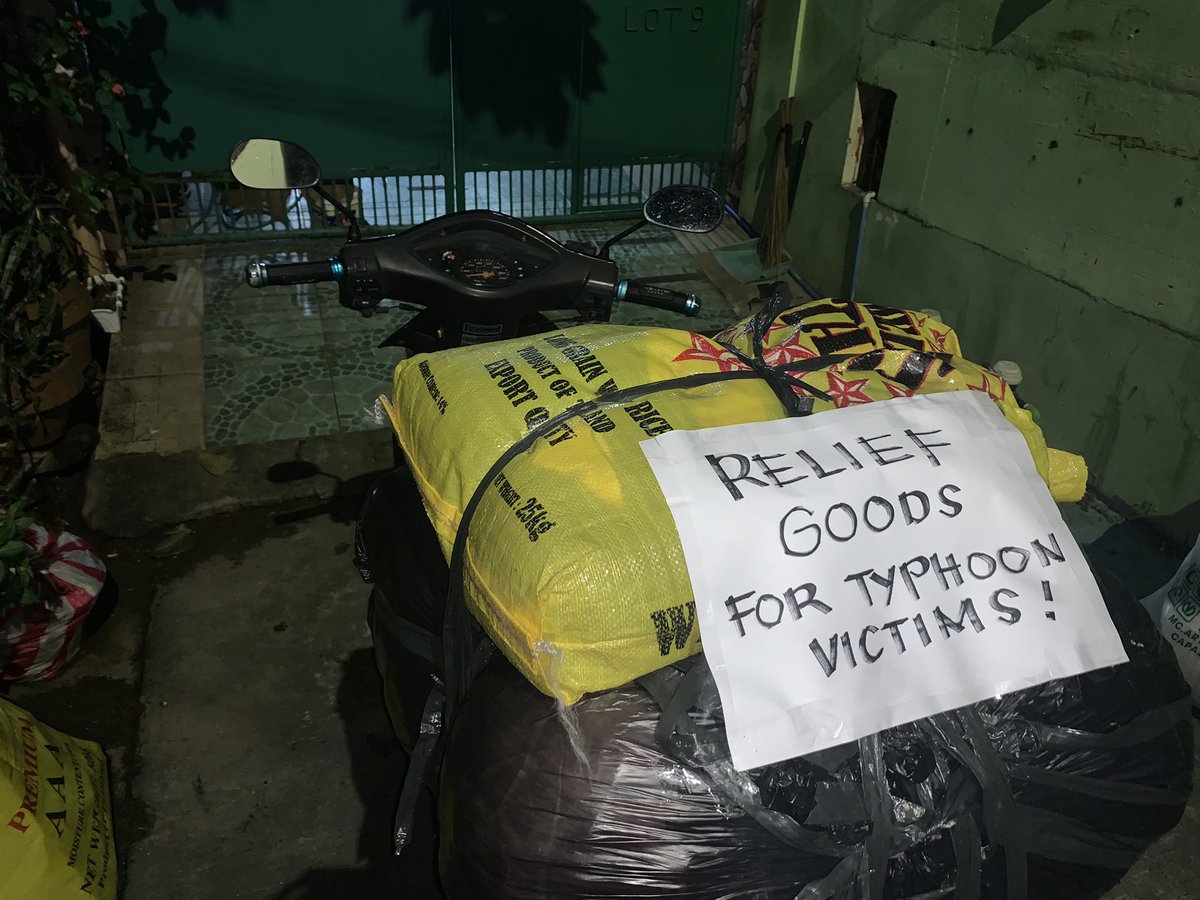 JulsMiranda_'s tweet photo. Omw to our main relief goods drop off area. Thanks to @bryetado for helping me collect some relief goods in our subdivision. See you there team! #MetaCares #MetaGoons https://t.co/OquYetYamP