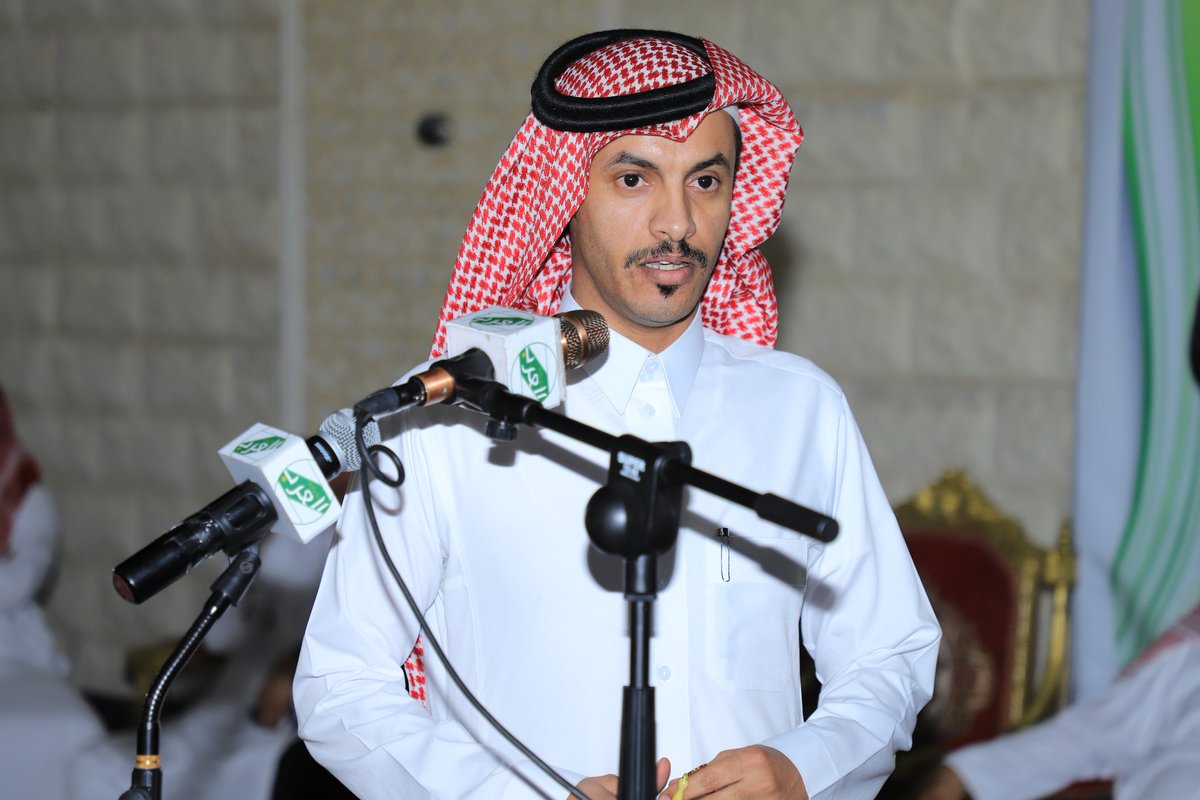 والا ياصاحبي الشعار الا يا خيرت الموجود 
ترى طيب علوم الطيب ياخذها ويعطيها 

الطاروق الثاني من حفلة البارحة بجده ١٤٣٣/٥/١٥

#محمد_العطاوي <a href="/MAtawe3/">محمد العطاوي</a>

#فواز_السعيدي <a href="/fwz_2020/">fwz</a>

youtu.be/YCuY34U1pl8