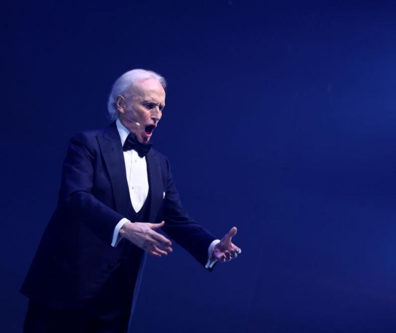 JCarrerasTenor's tweet image. Hristo Stoichkov applauded José Carreras at the world premiere of &quot;Opera D&apos;amore&quot; in Sofia last night: dariknews.bg/novini/liubopi…
The tenor was special guest of the show and was joined by international and Bulgarian opera singers and the orchestra and choir of the @OperaSofia.