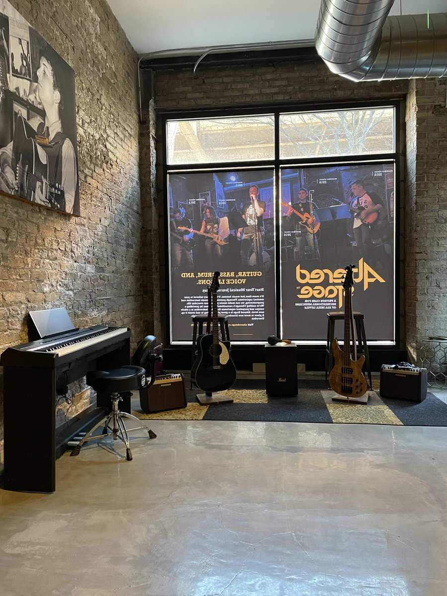 AlteredStage's tweet image. UPDATES BONANZA! / Holiday Open House 12.22 / Recording Session DATES - mailchi.mp/alteredstage/u…