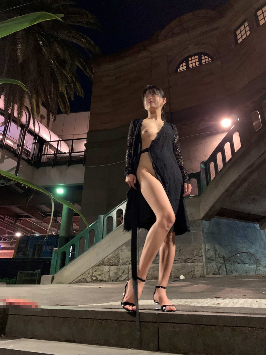 欢迎点赞评论转推❤️
#露出 #户外露出 #反差婊