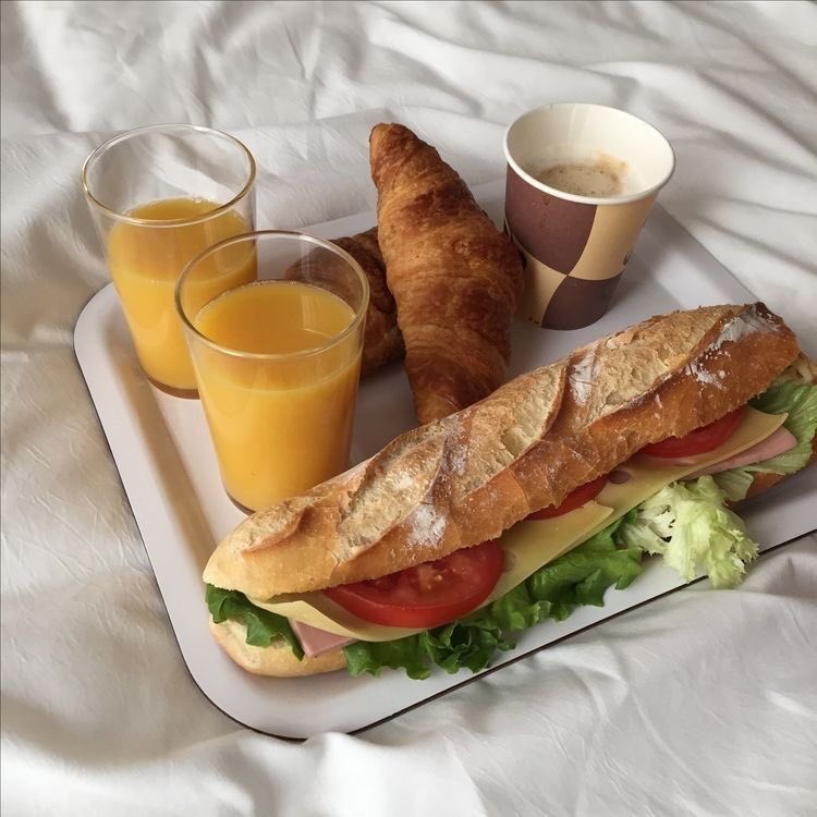 chkmi_4's tweet photo. I’m hungry after seeing this #food #eat #cruassan https://t.co/XgsUOKIkup