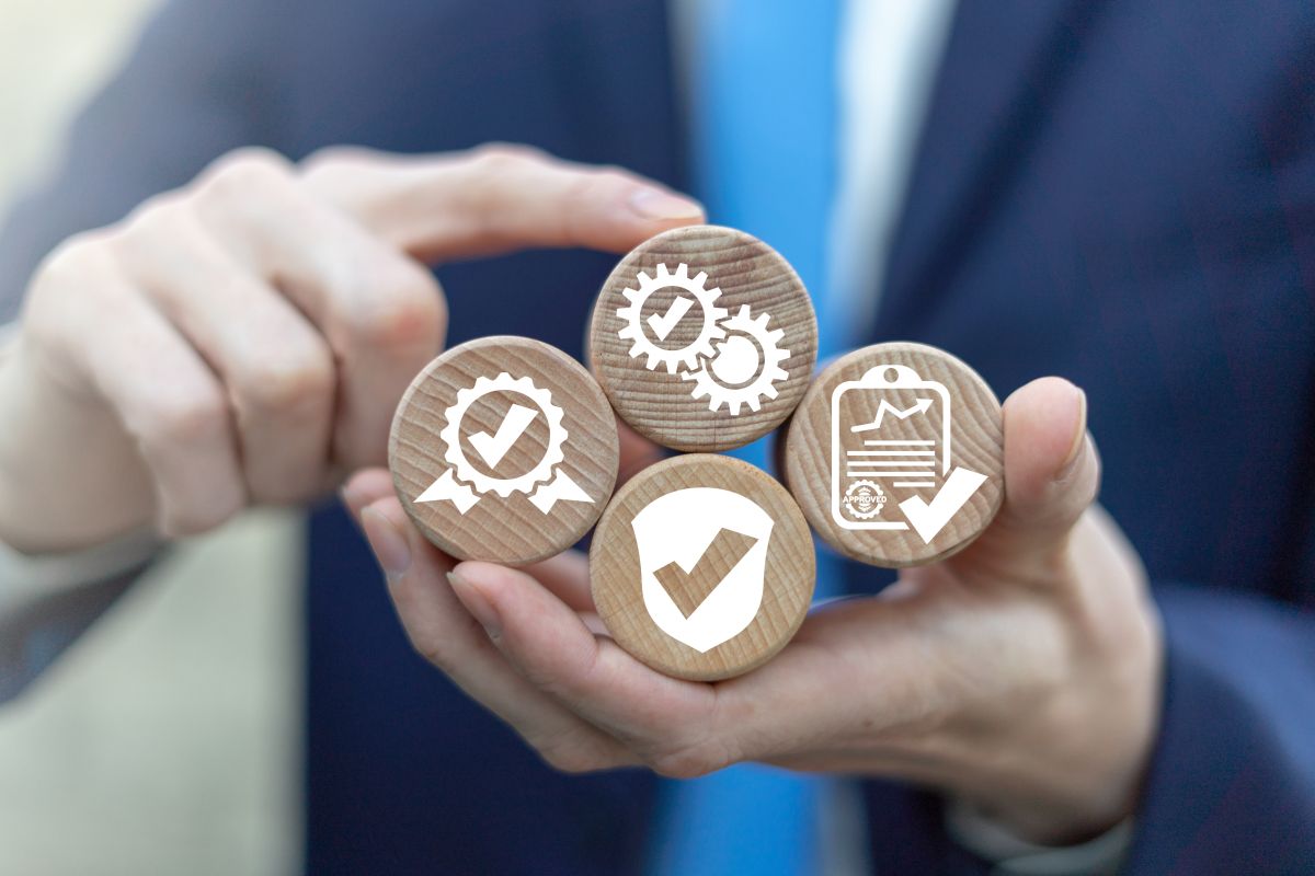 MVO_Register's tweet photo. Tip 4 voor kansen voor (meer) ‘presence’: Toon certificaten &amp; keurmerken.

Voeg certificaten en keurmerken toe om jouw MVO presence te versterken. Het is misschien wel de makkelijkste manier om jouw presence te versterken. https://t.co/m1CAbZJRL5