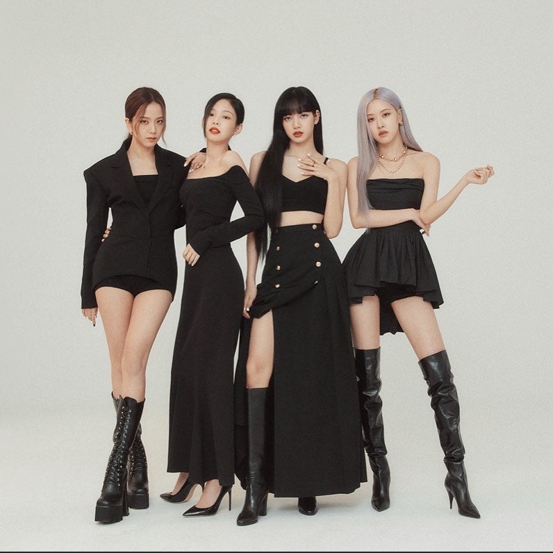 BLACKPINKSTATS5's tweet photo. .@BLACKPINK ranked #3 on this year’s GALLUP Korea Top 10 Singers who shined the most this year (2021) 

It’s the highest ranking for a female group! (voted by below 30s average)

They've been the top girl group for the last 2 years. 

#BLACKPINK @BLACKPINK https://t.co/dfBohy2hwM