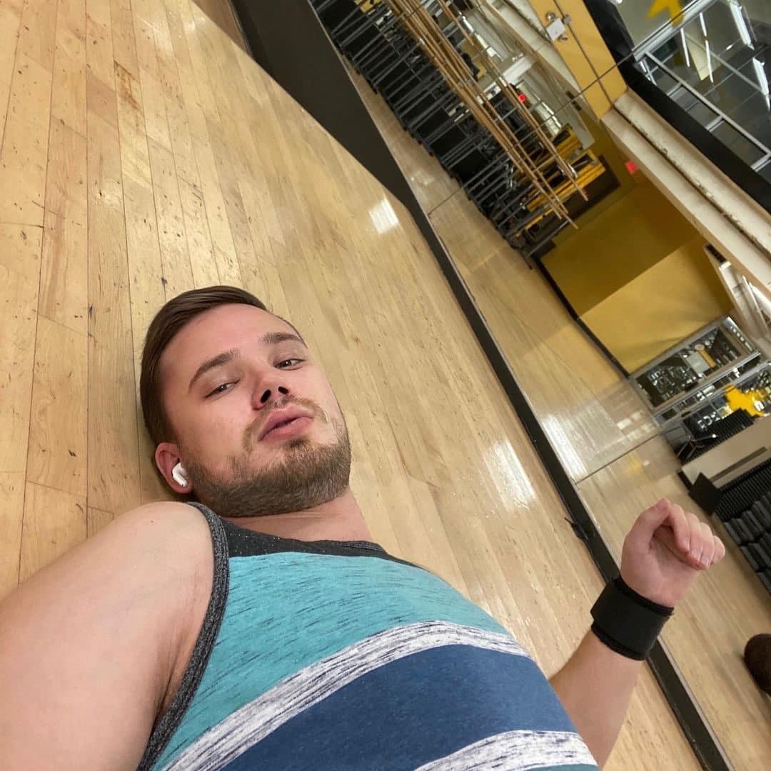 MarekCohen's tweet photo. Monday morning , half past eight , 90 minutes of exercise , now the day can start !
#sport  #fit #fitness #motivation #gym   #trening #training  #workout #love #instagood #running #run   #photooftheday  #bodybuilding #happy  #lifestyle #passion #active   #Quwiex #QWX #bitcoin https://t.co/Tqv9DiGYmU