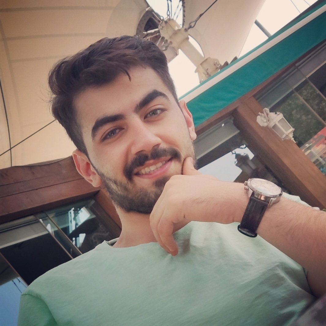 Mr_rasoolrzi's tweet photo. یکی به ما تازه واردا ک��ک کنه😉😂
اینجا کجاس جریان چیه🤔 https://t.co/5XTYXzNEx7